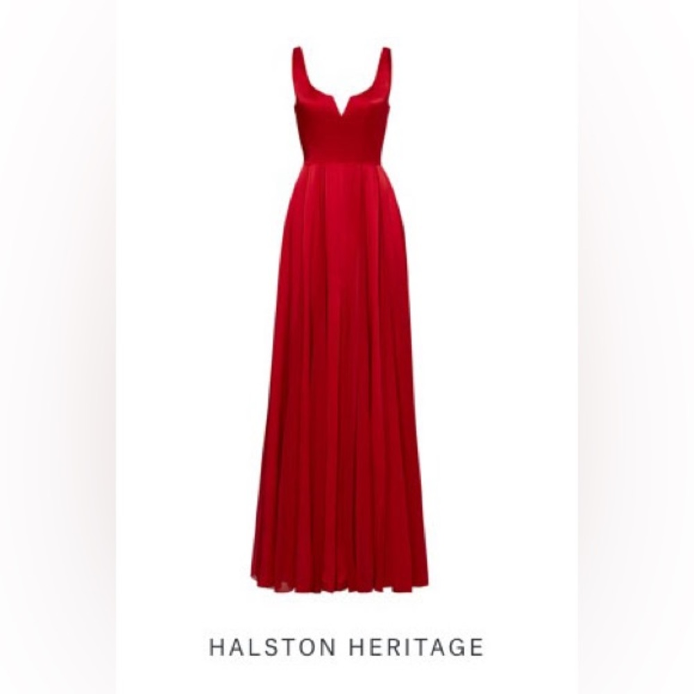 Halston Heritage size 4 red showstopper gown